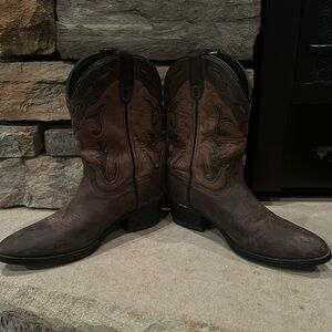 Cowboy boots kids  leather brown distressed big kids size 2